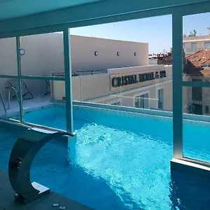 Cristal & Spa מלון